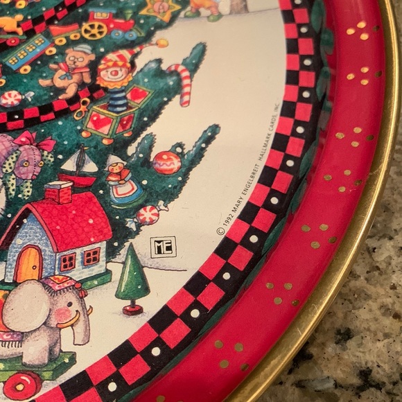 1992 Mary Engelbreit Christmas Tin tray platter Old St Nick with toys 🎅 - Picture 2 of 2